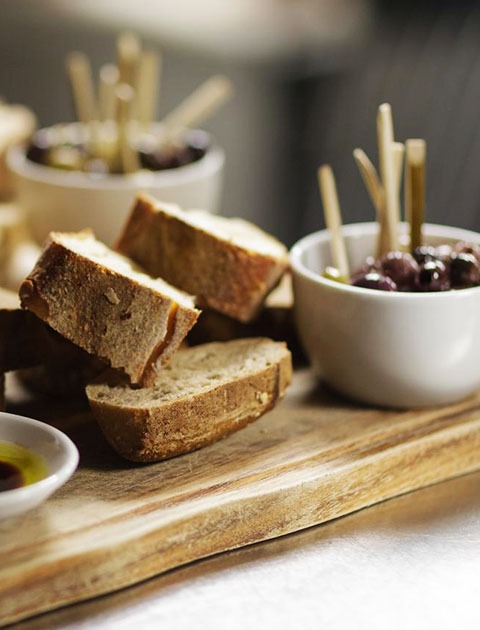 bread-and-olives.jpeg